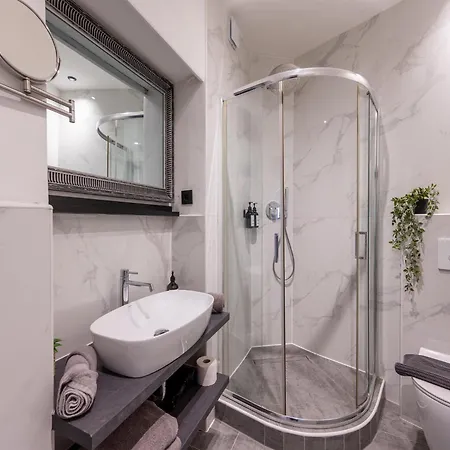 In Near Deutsches Eck コブレンツ