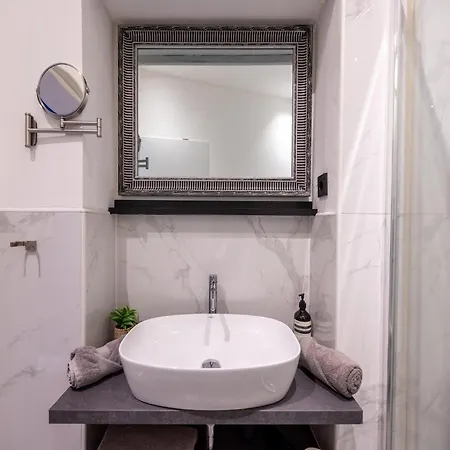 アパート In Near Deutsches Eck