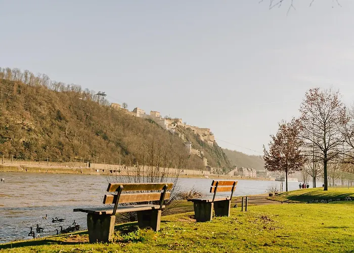 In Near Deutsches Eck Apartament